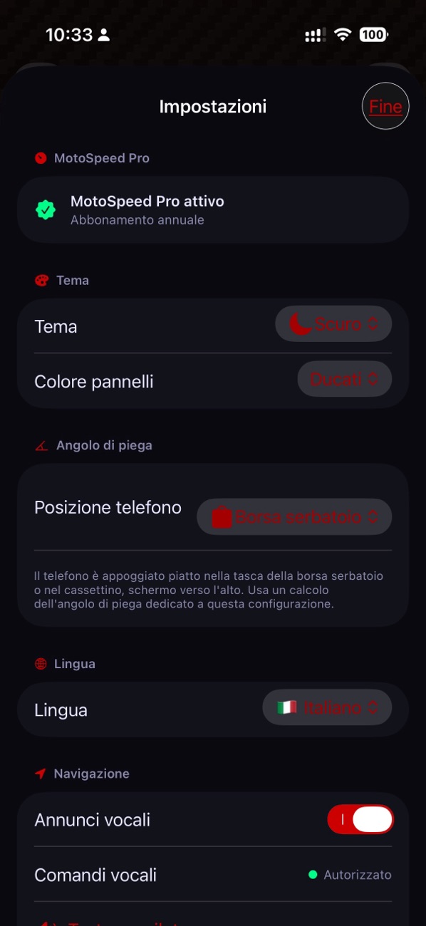 Schermata Impostazioni MotoSpeed: tema, colore pannelli, posizione telefono, lingua e voce annunci